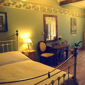 Crown House Suites Halifax