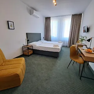 ホテル レギエ, プラハ