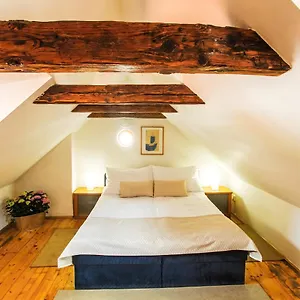 Appartement U Zlate Podkovy - At The Golden Horseshoe, Prague
