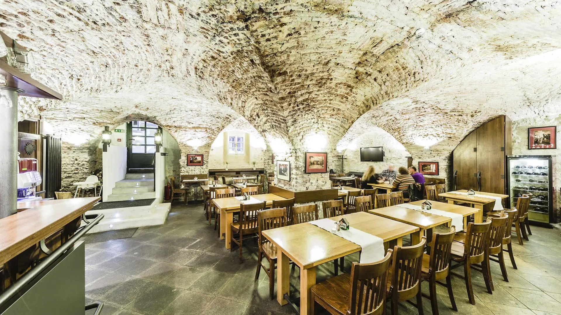 Hotel Archibald At The Charles Bridge Praga
